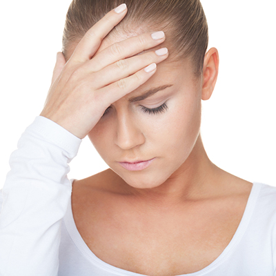 Emicrania mestruale e con aura: la vitamina B2 funziona