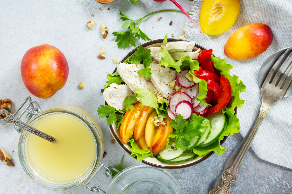 Frutta, verdura e molta acqua per un intestino sano!