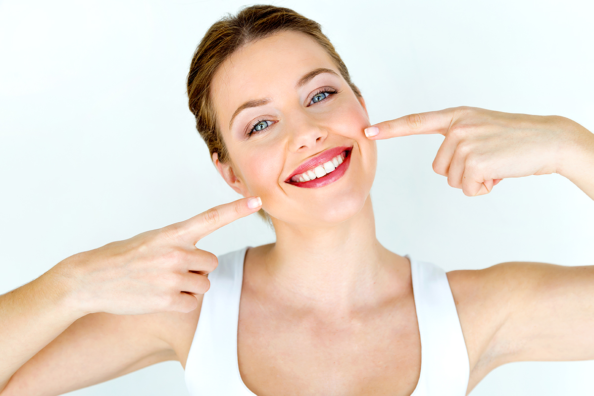 Gengive e denti sani? Scegli le vitamine
